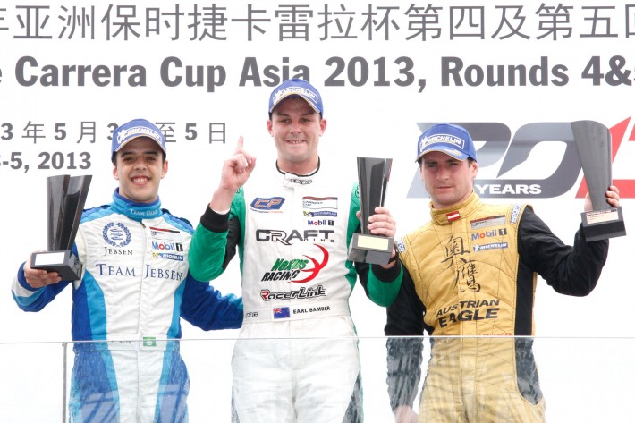 Bamber take two wins to lead championship Round5A